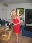 I Liiike red dress =)